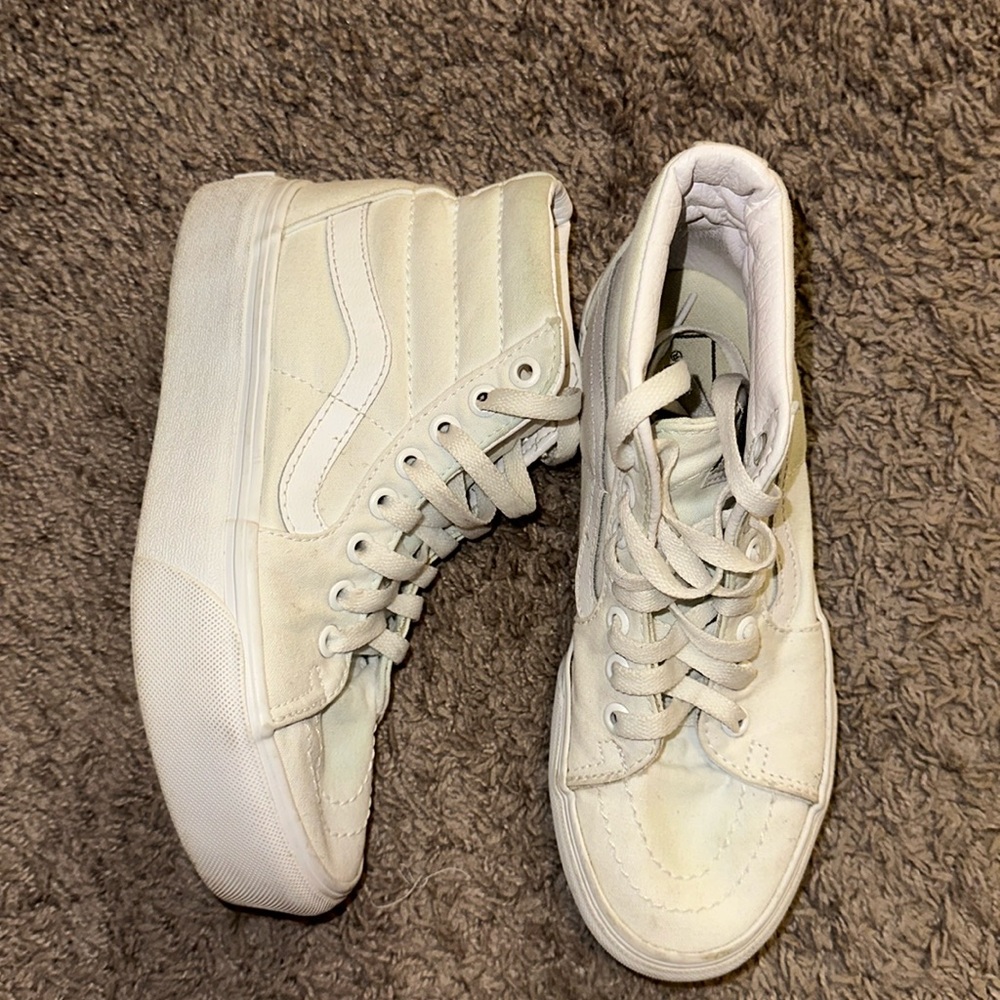 Vans size 5.5 in wmns/4 in mens